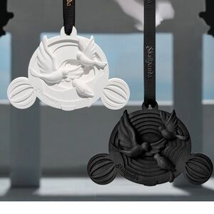 SKULLPANDA Image Of Reality Series-Gypsum Aroma (Black Ver.)